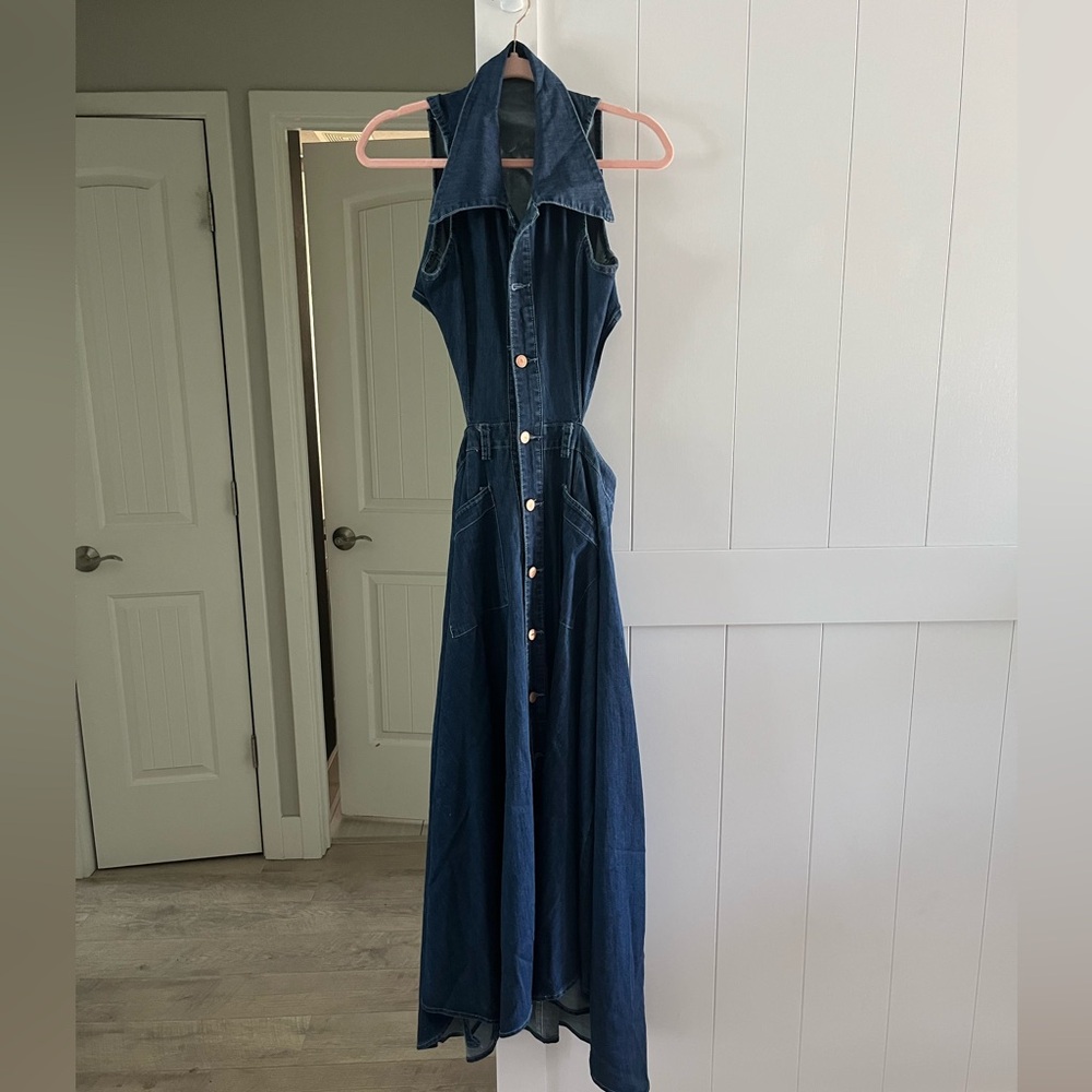 Good Time USA Sleeveless Dress